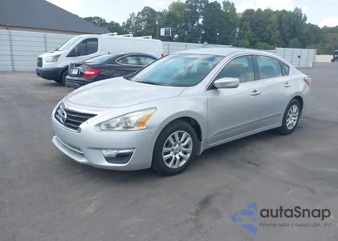 2015 Nissan Altima 2.5 S z USA, uszkodzony, nr VIN 1N4AL3AP8FC450260